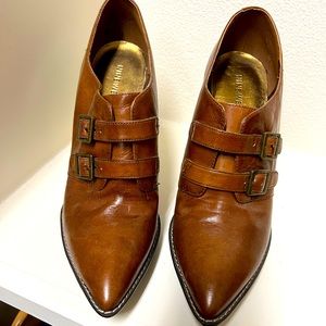 Nine West low cut booties, size 9, worn. Few times. Brown leather.